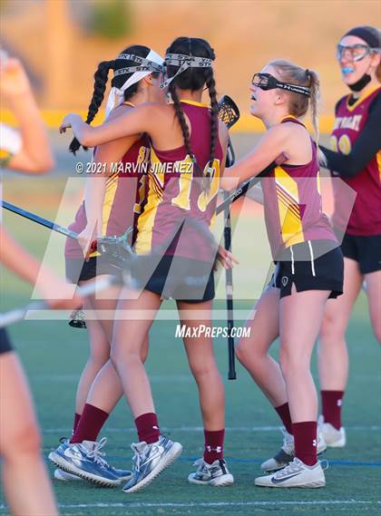 Thumbnail 1 in Royal vs. Simi photogallery.