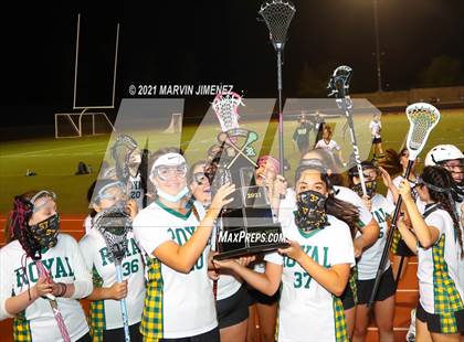 Thumbnail 3 in Royal vs. Simi photogallery.