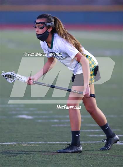 Thumbnail 3 in Royal vs. Simi photogallery.