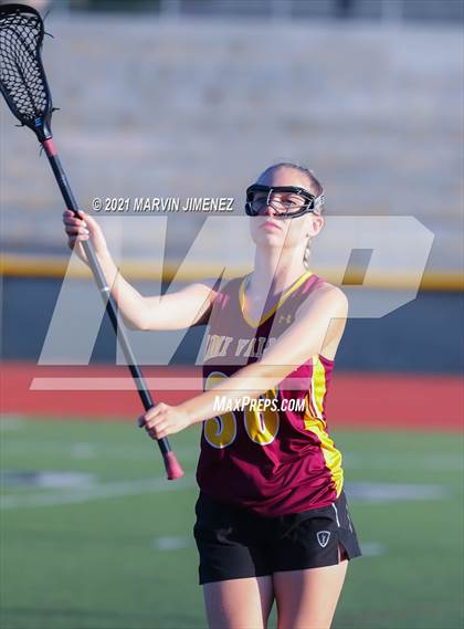 Thumbnail 3 in Royal vs. Simi photogallery.