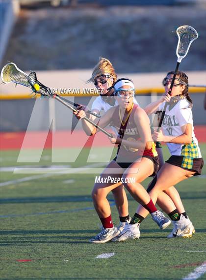 Thumbnail 3 in Royal vs. Simi photogallery.