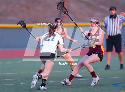 Thumbnail 3 in Royal vs. Simi photogallery.