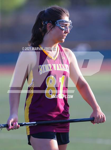 Thumbnail 2 in Royal vs. Simi photogallery.