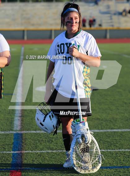 Thumbnail 2 in Royal vs. Simi photogallery.