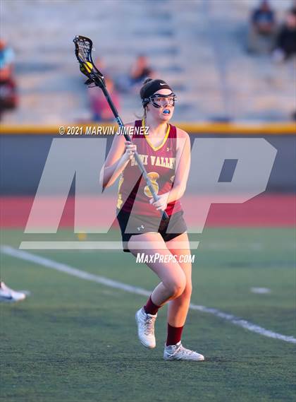 Thumbnail 2 in Royal vs. Simi photogallery.