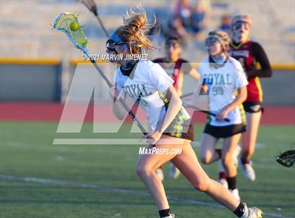 Thumbnail 2 in Royal vs. Simi photogallery.