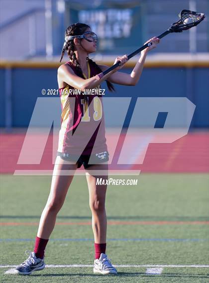 Thumbnail 3 in Royal vs. Simi photogallery.