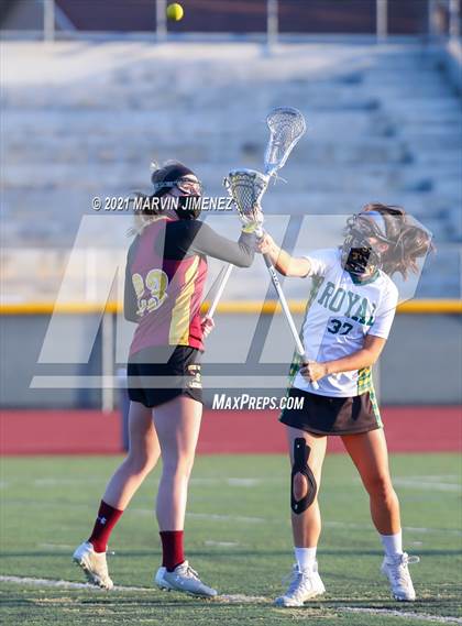 Thumbnail 2 in Royal vs. Simi photogallery.