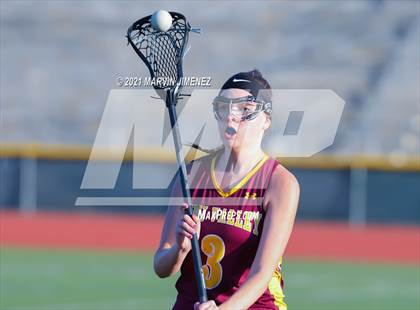 Thumbnail 1 in Royal vs. Simi photogallery.