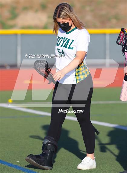 Thumbnail 3 in Royal vs. Simi photogallery.
