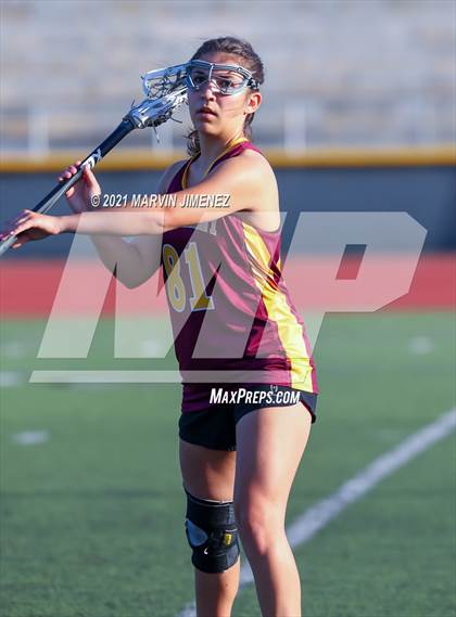Thumbnail 3 in Royal vs. Simi photogallery.