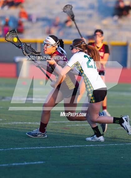 Thumbnail 3 in Royal vs. Simi photogallery.
