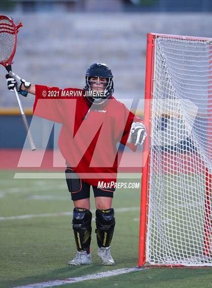 Thumbnail 2 in Royal vs. Simi photogallery.