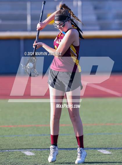 Thumbnail 2 in Royal vs. Simi photogallery.