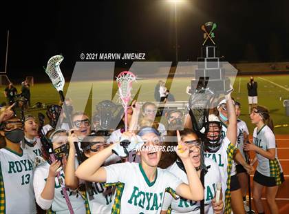Thumbnail 2 in Royal vs. Simi photogallery.