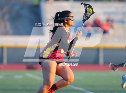 Thumbnail 3 in Royal vs. Simi photogallery.