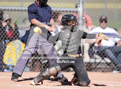 Thumbnail 3 in Palmer Ridge vs. Roosevelt (4A CHSAA Round of 32) photogallery.
