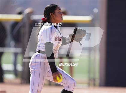 Thumbnail 2 in Palmer Ridge vs. Roosevelt (4A CHSAA Round of 32) photogallery.