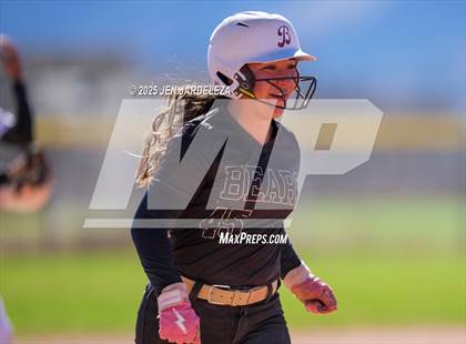 Thumbnail 2 in Palmer Ridge vs. Roosevelt (4A CHSAA Round of 32) photogallery.