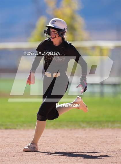 Thumbnail 2 in Palmer Ridge vs. Roosevelt (4A CHSAA Round of 32) photogallery.