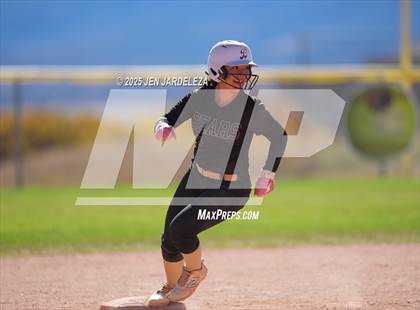 Thumbnail 3 in Palmer Ridge vs. Roosevelt (4A CHSAA Round of 32) photogallery.