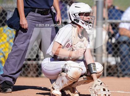 Thumbnail 1 in Palmer Ridge vs. Roosevelt (4A CHSAA Round of 32) photogallery.