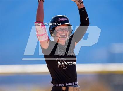 Thumbnail 3 in Palmer Ridge vs. Roosevelt (4A CHSAA Round of 32) photogallery.