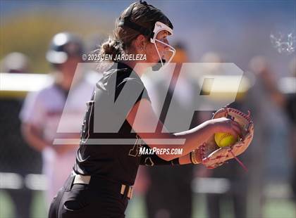 Thumbnail 3 in Palmer Ridge vs. Roosevelt (4A CHSAA Round of 32) photogallery.
