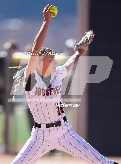 Thumbnail 1 in Palmer Ridge vs. Roosevelt (4A CHSAA Round of 32) photogallery.