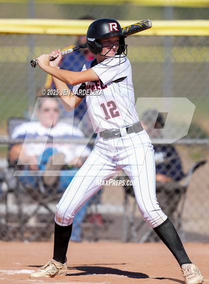 Thumbnail 2 in Palmer Ridge vs. Roosevelt (4A CHSAA Round of 32) photogallery.
