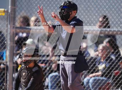 Thumbnail 1 in Palmer Ridge vs. Roosevelt (4A CHSAA Round of 32) photogallery.