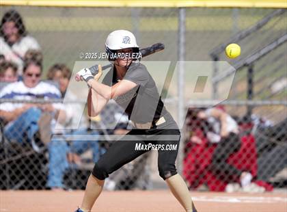 Thumbnail 2 in Palmer Ridge vs. Roosevelt (4A CHSAA Round of 32) photogallery.