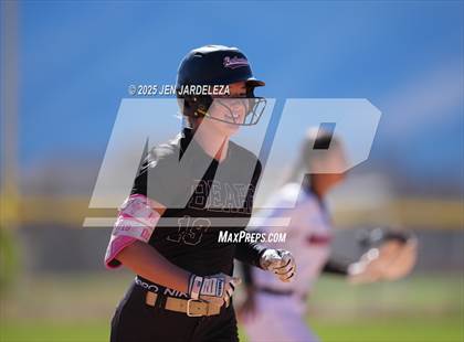 Thumbnail 2 in Palmer Ridge vs. Roosevelt (4A CHSAA Round of 32) photogallery.
