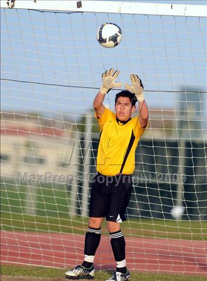 Thumbnail 3 in Rio Mesa vs. Channel Islands (CIF SS D4 Final) photogallery.