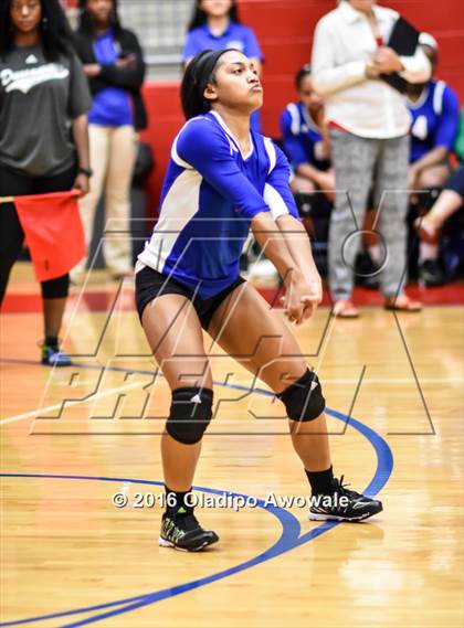 Thumbnail 3 in Nimitz @ Duncanville photogallery.