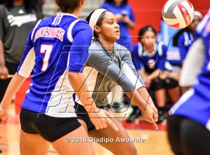 Thumbnail 3 in Nimitz @ Duncanville photogallery.