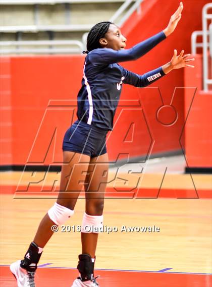Thumbnail 3 in Nimitz @ Duncanville photogallery.