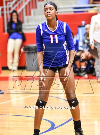 Thumbnail 3 in Nimitz @ Duncanville photogallery.