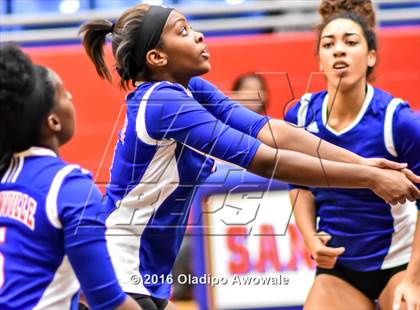Thumbnail 2 in Nimitz @ Duncanville photogallery.