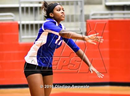 Thumbnail 2 in Nimitz @ Duncanville photogallery.