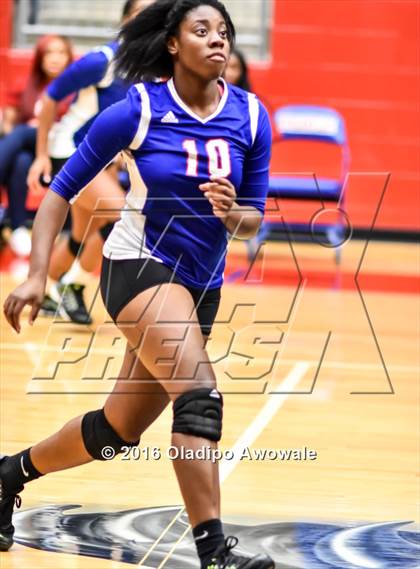 Thumbnail 1 in Nimitz @ Duncanville photogallery.