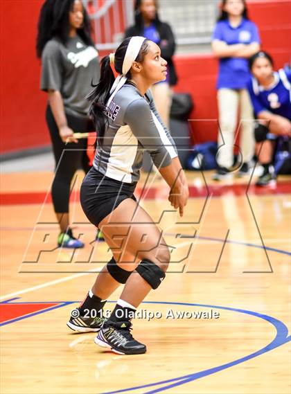 Thumbnail 2 in Nimitz @ Duncanville photogallery.