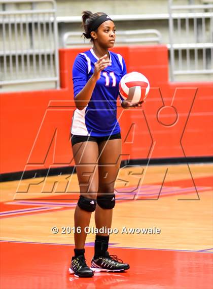 Thumbnail 1 in Nimitz @ Duncanville photogallery.