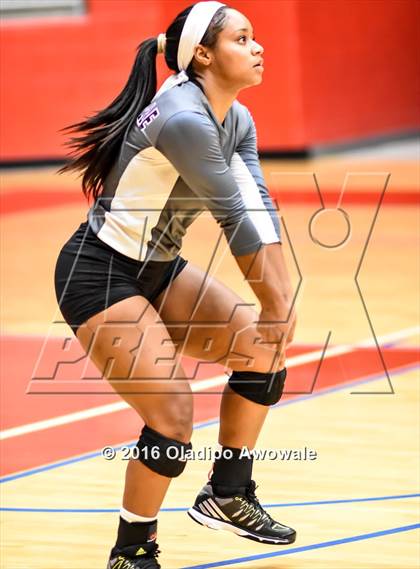 Thumbnail 1 in Nimitz @ Duncanville photogallery.
