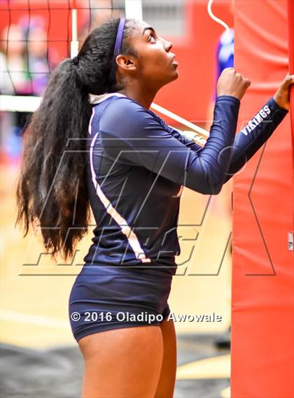 Thumbnail 2 in Nimitz @ Duncanville photogallery.