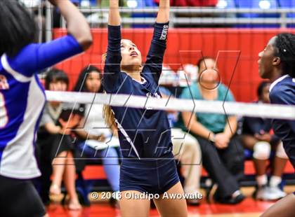 Thumbnail 2 in Nimitz @ Duncanville photogallery.