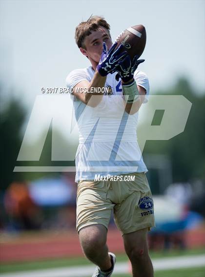 Thumbnail 2 in Denton vs. Rowlett (7-on-7 Texas State Qualifying Tournament) photogallery.
