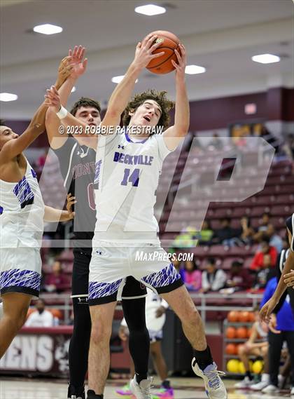 Thumbnail 2 in Beckville @ Athens (Athens Invitational) photogallery.
