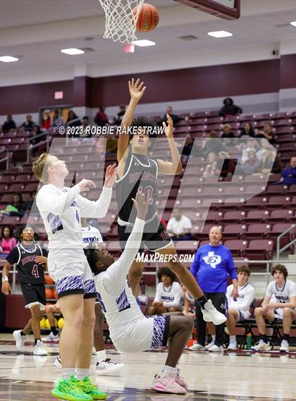 Thumbnail 1 in Beckville @ Athens (Athens Invitational) photogallery.