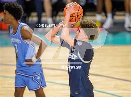 Thumbnail 1 in La Lumiere vs. IMG Academy (City of Palms Classic) photogallery.